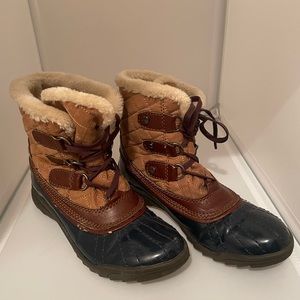 Used Rain Boots, Size 6